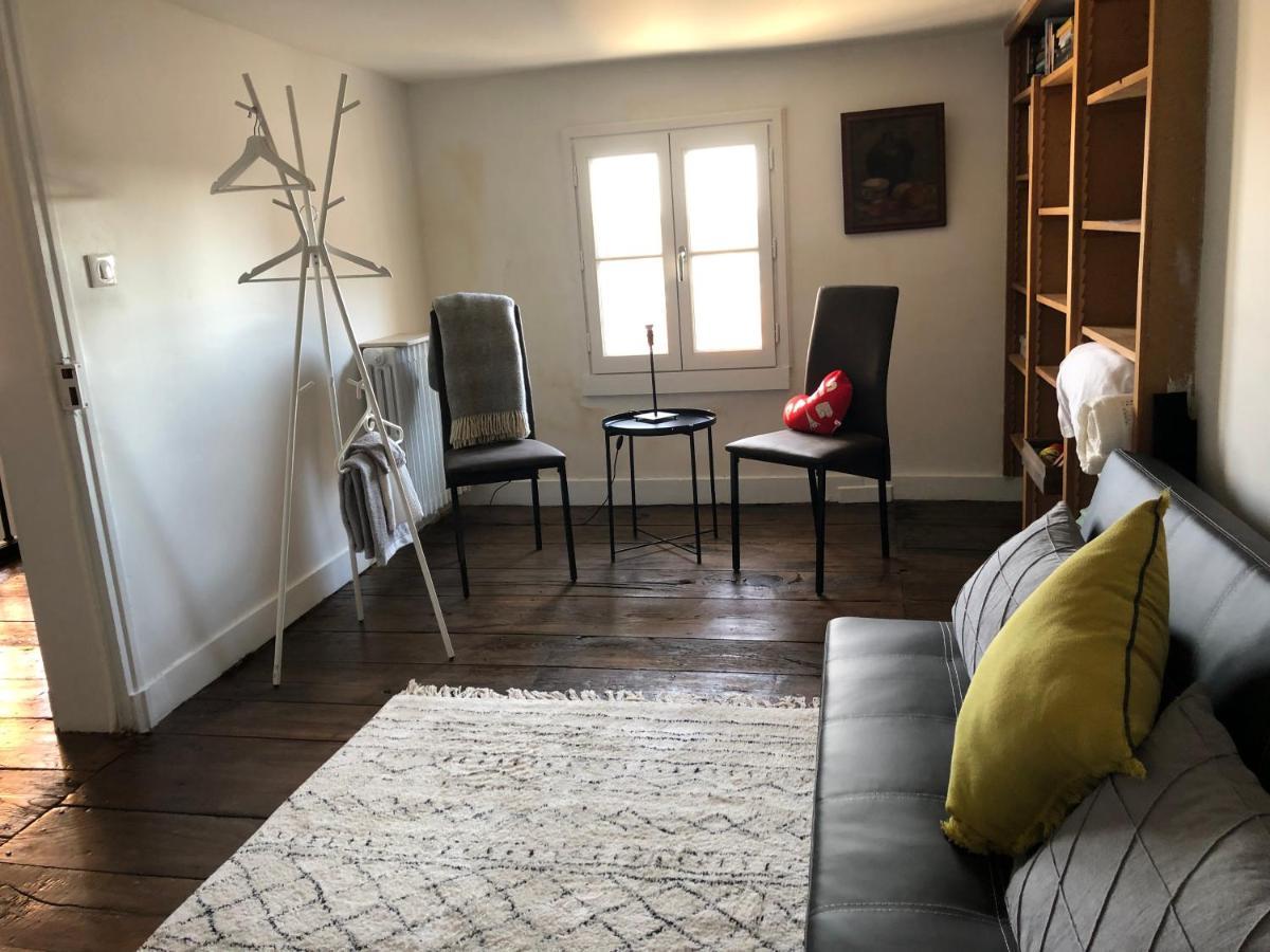 Beautifully Renovated Rooms On Place New York Angoulême Exteriör bild