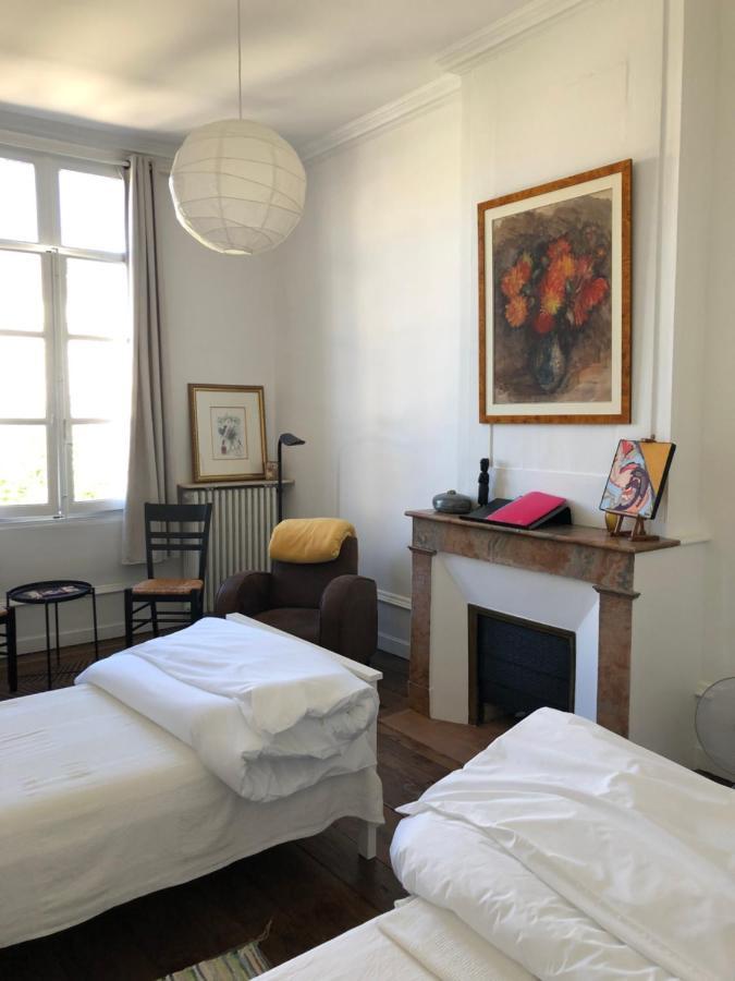 Beautifully Renovated Rooms On Place New York Angoulême Exteriör bild