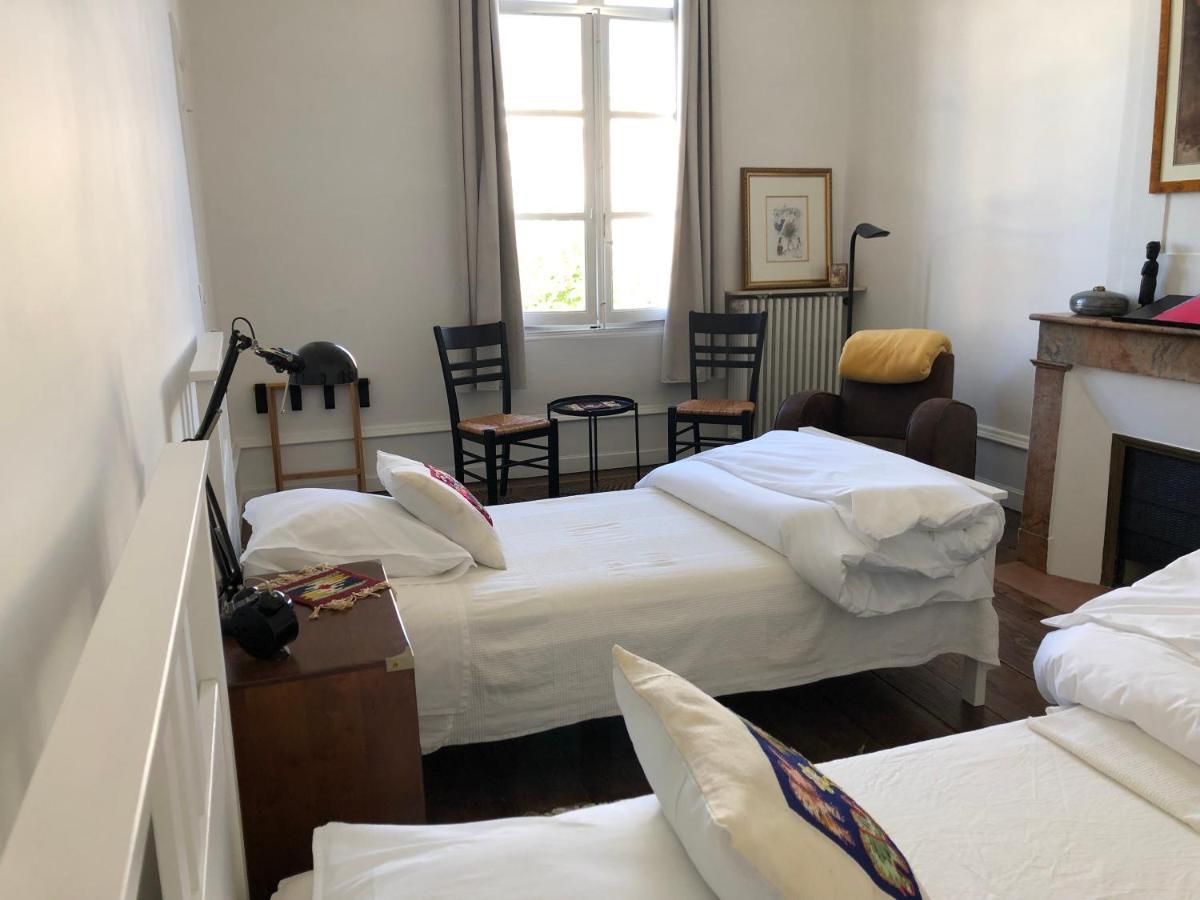 Beautifully Renovated Rooms On Place New York Angoulême Exteriör bild